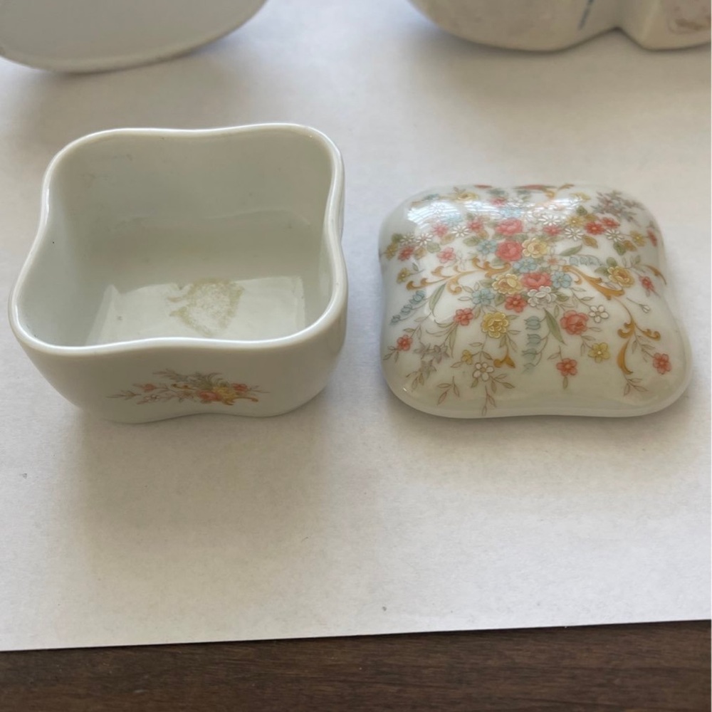 Trinket Boxes Vintage Set Of Three - Picture 6 of 9